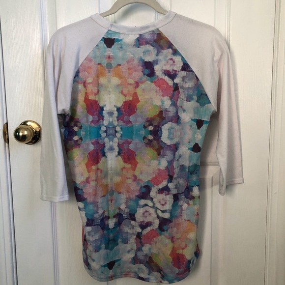 LuLaRoe baseball tops xs  bundle of 3 - Picture 3 of 8